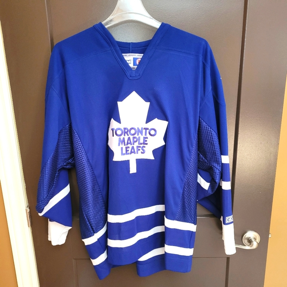 Toronto sz xl. Maple Leafs hockey jersey - Picture 1 of 12